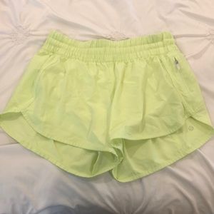Lululemon Tracker V shorts